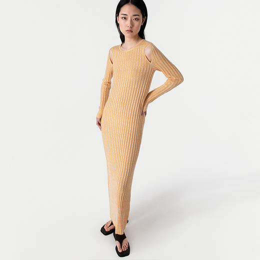 322工房轻盈释放肩部挖空丝羊绒连衣裙2023春夏长款针织裙子B014 商品图0