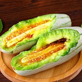 【山东 • 羊角蜜甜瓜】 清甜爽脆 饱满多汁 果肉柔滑 瓜香四溢 ～