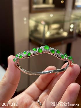 玻璃艳绿蛋面手镯 59999【2031212】圈口52.8