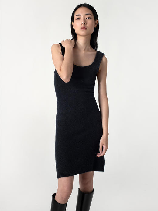 322工房新意短毛绒圈圈纱羊毛针织背心裙2023春夏U领中长款裙B017 商品图0