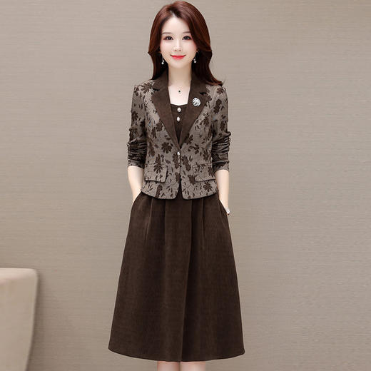 气质优雅，春季新款西装领拼接假两件连衣裙QYM-63005 商品图0