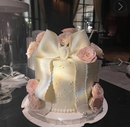 4寸加高鲜花蛋糕 商品图0