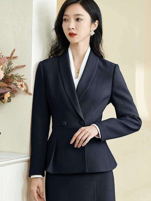 剩S 米思阳2025秋季新款别致收腰小西装显瘦短外套女气质知性职场风上衣0143 商品图4