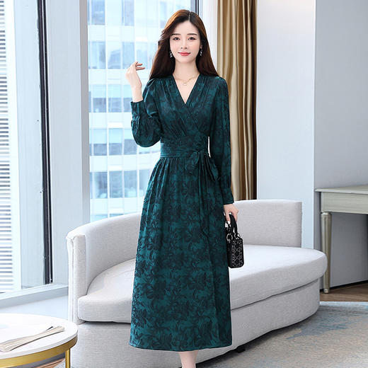 WS22589春季上新简约大方收腰显瘦休闲潮流长款系带连衣裙 商品图3