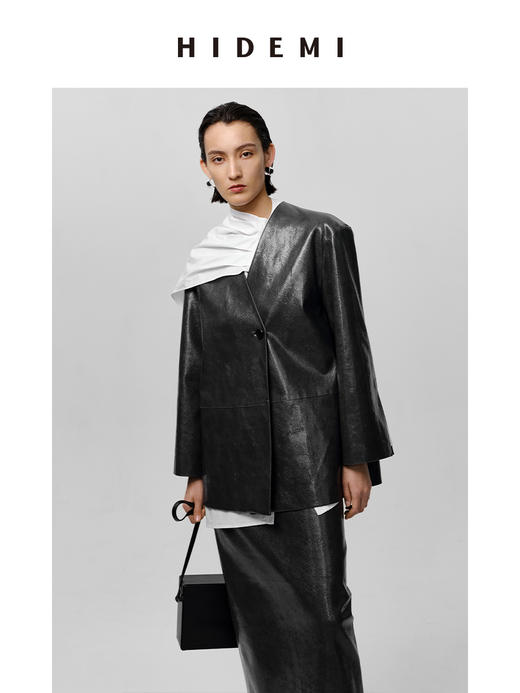 HIDEMI 特殊蜥蜴压纹V领宽肩大廓形极简西装 商品图4