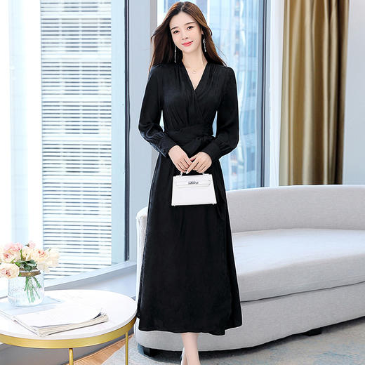 WS22589春季上新简约大方收腰显瘦休闲潮流长款系带连衣裙 商品图2