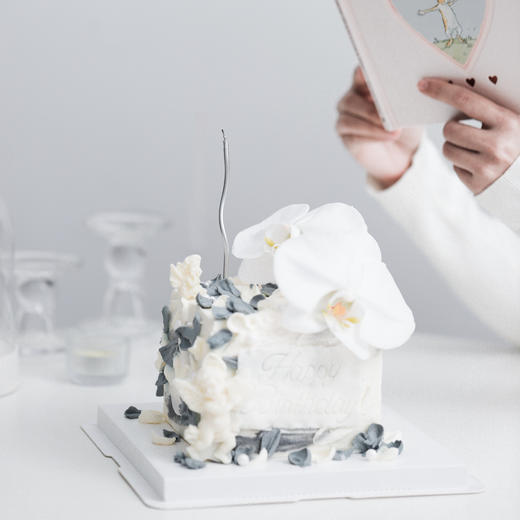 【北海道白色之恋】1.5磅 香草奶油芒果夹心口味 商品图1