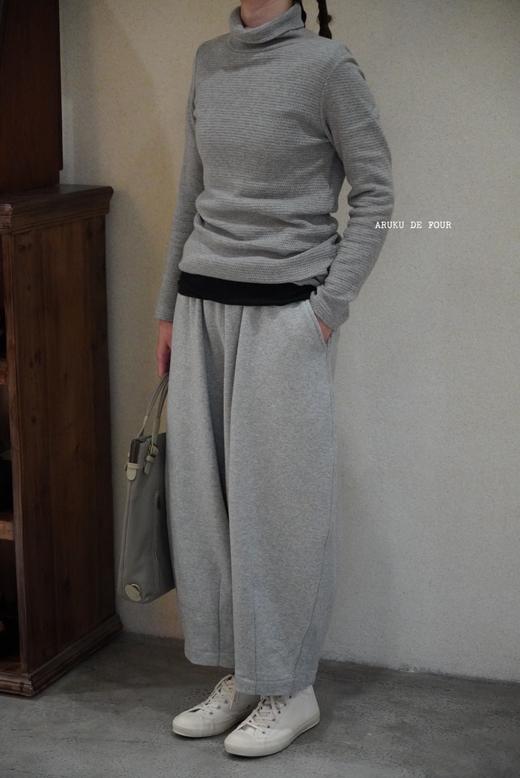 （4折）Doux bleu灰燕麦色高领上衣 商品图7