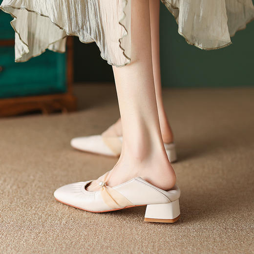 舒适简约，珍珠网纱粗跟浅口皮鞋WC-9740 商品图8