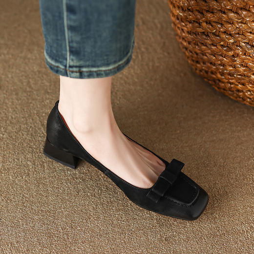 春季新款，复古擦色方头粗跟单鞋YF-A3072 商品图3