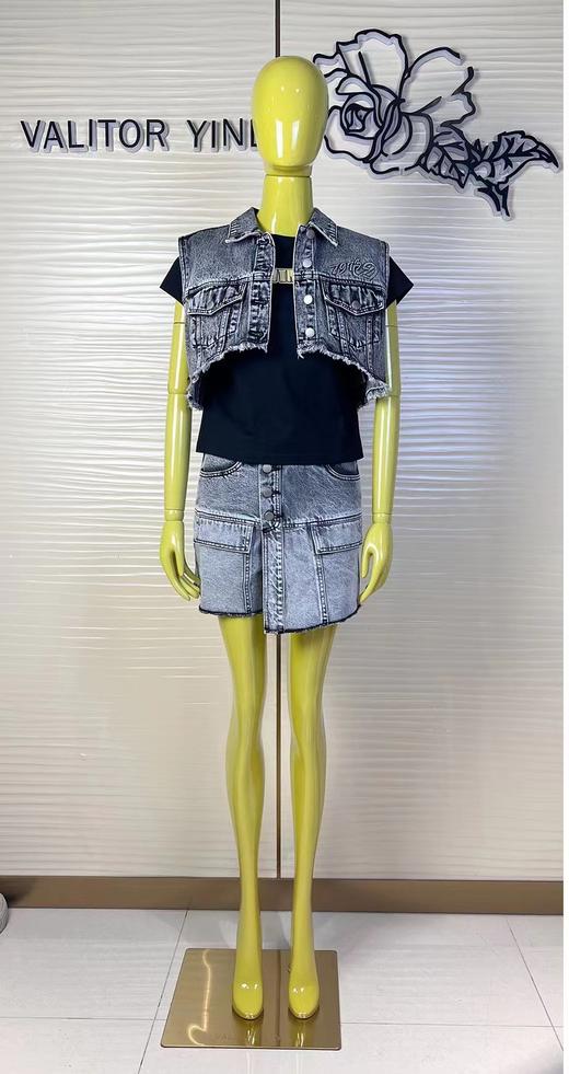 4FVY女装马甲 商品图0