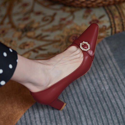 优雅百搭，真皮纯色浅口小皮鞋WC-M8975 商品图4