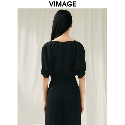VIMAGE纬漫纪夏季新款泡泡袖V领修身短袖小上衣女V1913528 商品图5