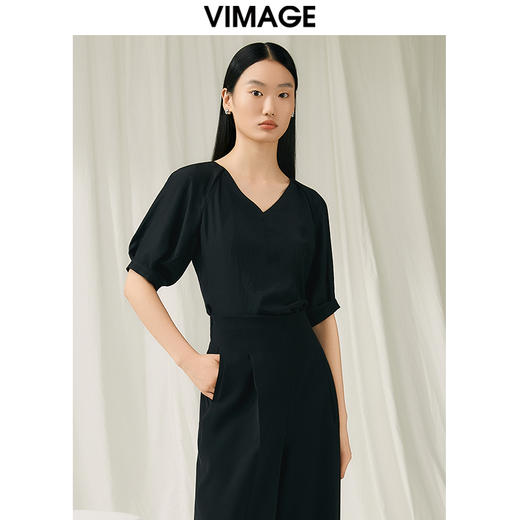 VIMAGE纬漫纪夏季新款泡泡袖V领修身短袖小上衣女V1913528 商品图2
