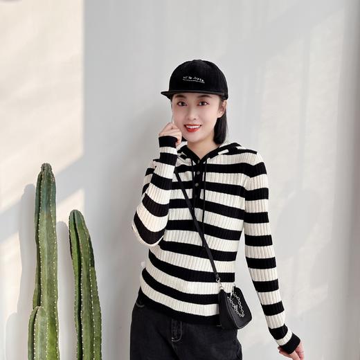 2023宽松设计感上衣条纹连帽春秋长袖针织衫女 商品图1