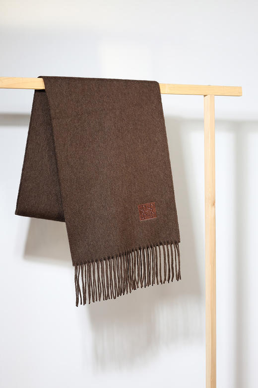 饮水鸟  藏地纹样牦牛绒围巾 商品图10