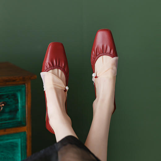 舒适简约，珍珠网纱粗跟浅口皮鞋WC-9740 商品图1