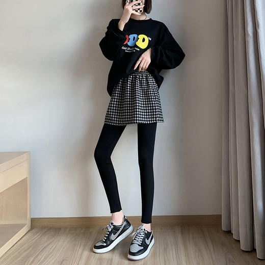 【打底器❗️内搭叠穿小屁帘】防走光假两件，T恤卫衣遮屁股半身裙，百搭新款格子短裙子半身裙女 商品图3