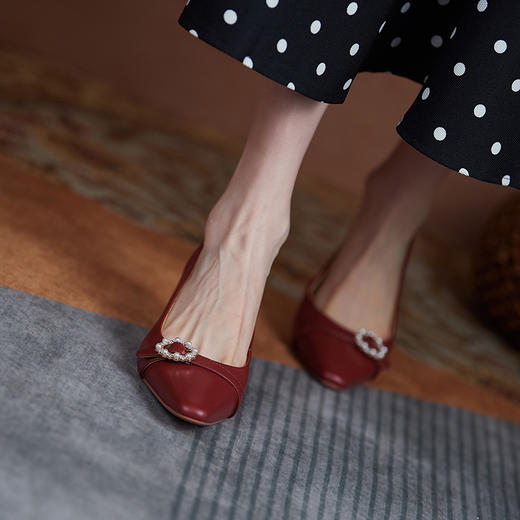 优雅百搭，真皮纯色浅口小皮鞋WC-M8975 商品图1