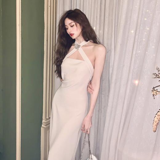 【大货孤品，不退不换】【山茶情诗】质感型挂脖抹胸连衣裙 商品图0