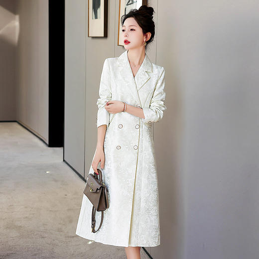 时尚简约大方，气质优雅纯色提花工艺双排扣风衣HR-WHA2089 商品图0