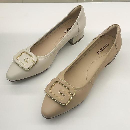 2楼康莉COMELY女鞋2023新款粗跟软牛皮女单鞋 商品图1