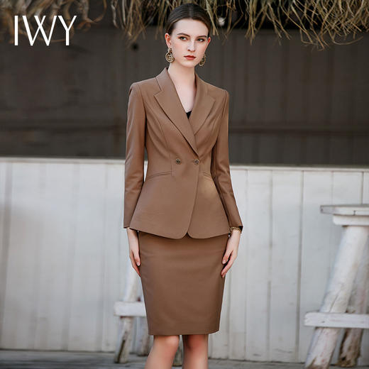 IWY/咖色西装套裙女新款春季职业装气质两粒扣商务正装套裙工装CS1691 商品图1