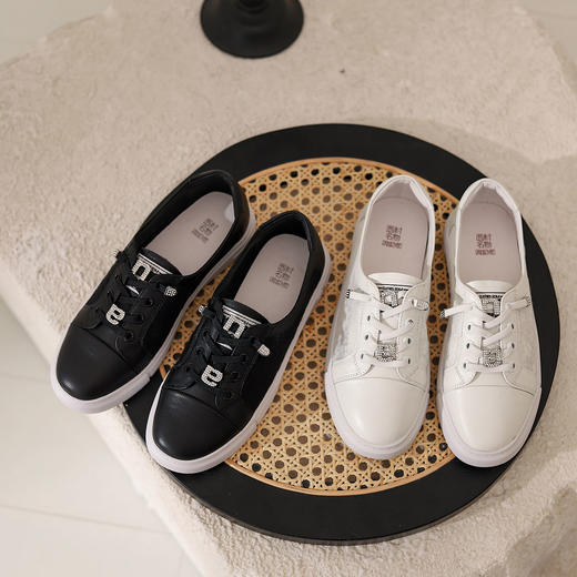 22年秋新款简约百搭镂空网面小白鞋休闲鞋36751 商品图3