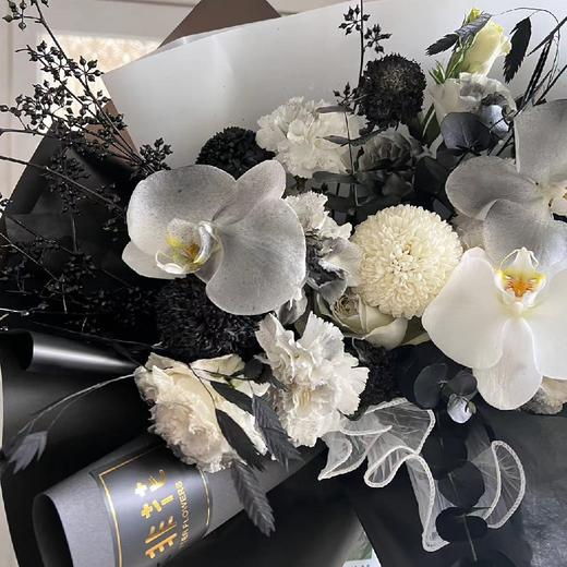 墨色-黑白混搭花束 商品图2