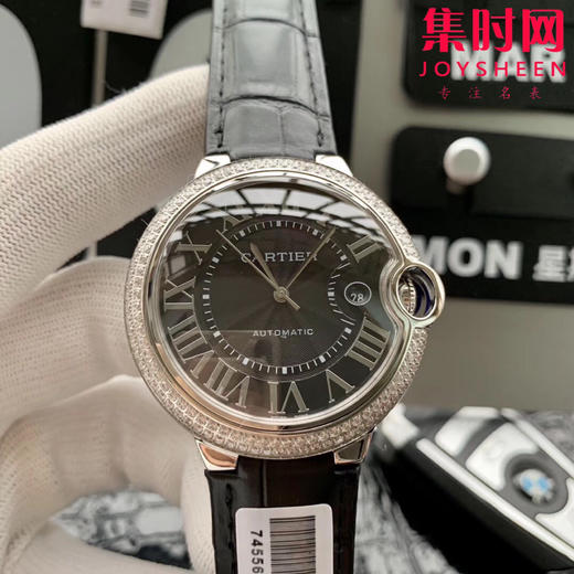 限时特价 卡地亚蓝气球系列「钻圈款✨」 男款大号42mm 蓝宝石镜面 意大利牛皮表带 搭载定制全自动机械机芯 商品图3