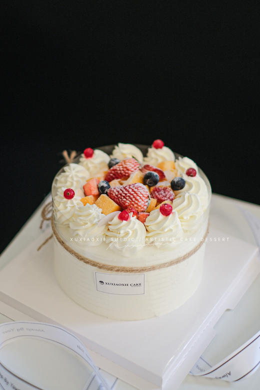 【草莓屋】草莓芒果双拼。戚风蛋糕 商品图0