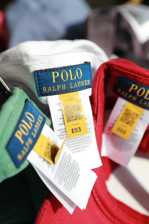 真好看！R家の小标刺绣棒球帽。590块一顶软顶棉质鸭舌帽J021607 商品图1