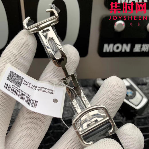 限时特价 卡地亚蓝气球系列「钻圈款✨」 男款大号42mm 蓝宝石镜面 意大利牛皮表带 搭载定制全自动机械机芯 商品图6