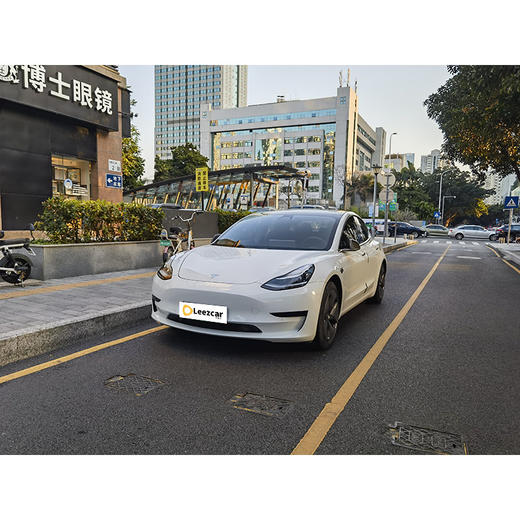 特斯拉 Model 3 标准续航后驱升级版【长租-深圳】 商品图2