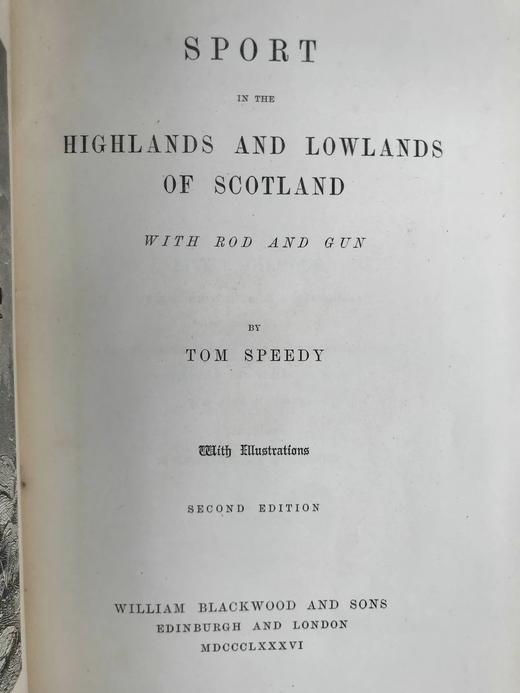 含藏书票！1886年 苏格兰高地与低地运动 52幅插图 漆布精装18开 商品图4
