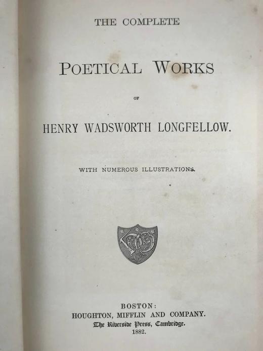 1882年 朗费罗诗集 约百幅版画插图 漆布精装16开 商品图3