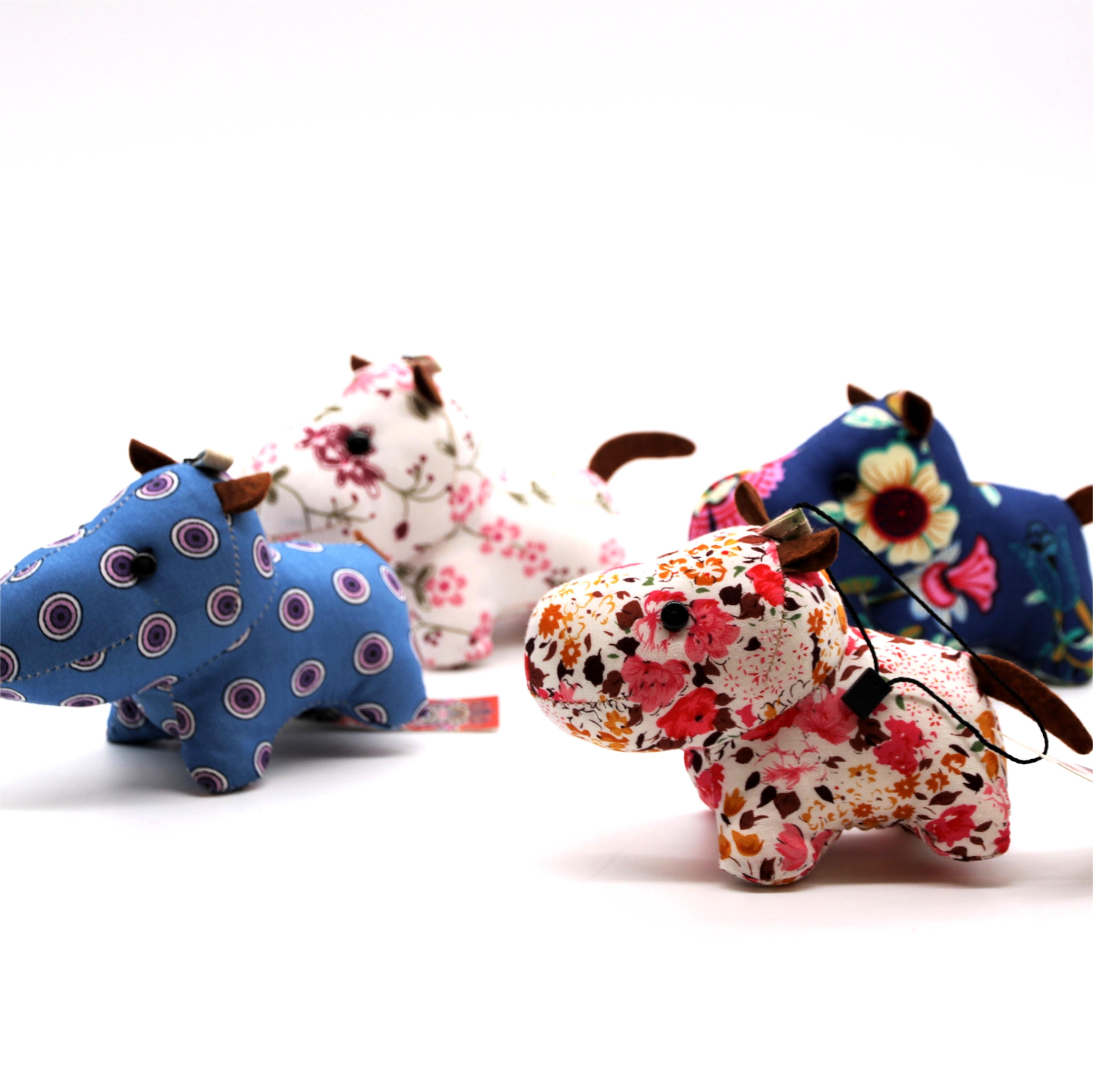 深山集市 碎花布艺河马挂件玩偶（随机发货 收快递如同拆盲盒）