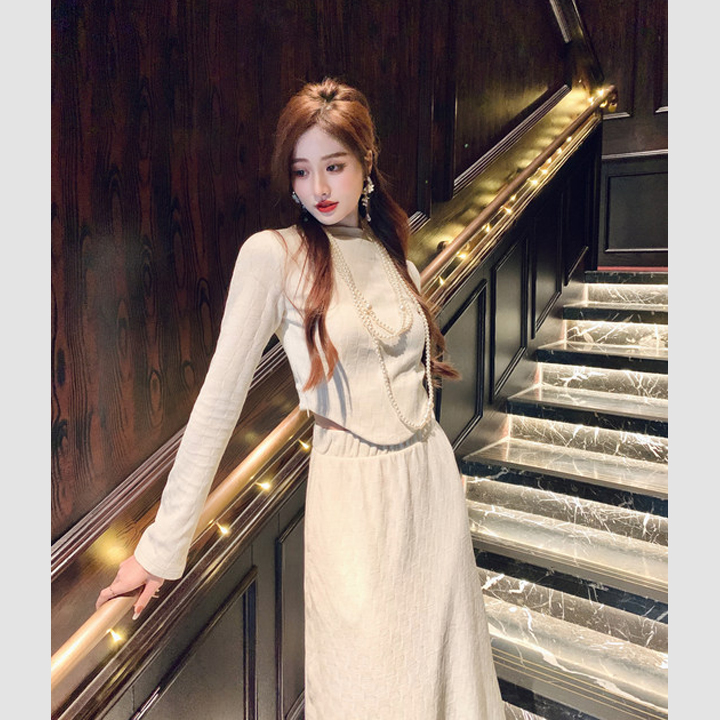 【孤品样衣，不退不换】【浪漫密苏里】温柔气质纹理感上衣&半裙套装