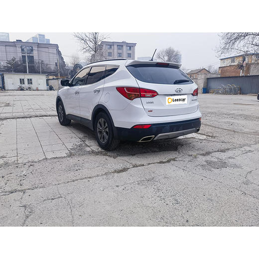 现代 胜达 2.4L 自动两驱智能型 5座【长租-北京】 商品图4