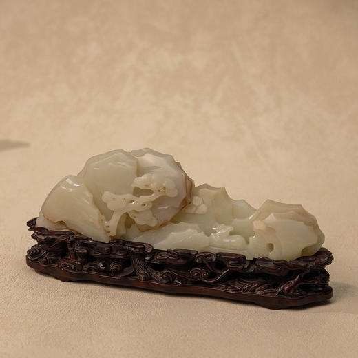 清 玉雕松鹿图山子摆件（红木座） 商品图4