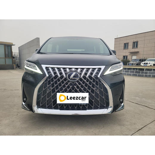 雷克萨斯	LM 300h 七座隽雅版【长租-北京】 商品图1