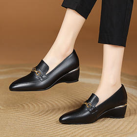 尖头坡跟单鞋，舒适职业瓢鞋XYM-k731