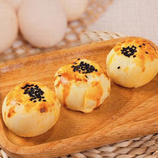 【6个装！软糯Q弹~层层美味】蛋黄酥雪媚娘零食休闲食品早餐糕点美食小吃面包。ry 商品图1