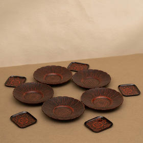 朱漆葵花形杯托及方形茶点盘成套（五客十件）
