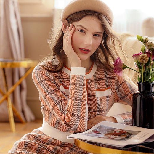 OLrain欧芮儿法式格子针织连衣裙女早春2025年新款收腰小香风裙子 商品图1