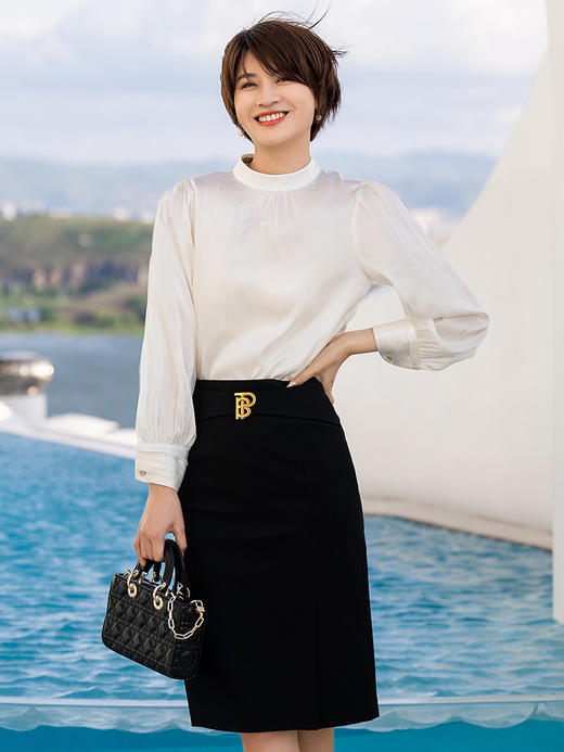 米白色雪纺衬衫女2022秋装新款简约设计感通勤职业圆领上衣 商品图3