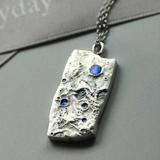 《月色》兔年月球异形仿古生肖银条（赠项链可佩戴） 商品图7