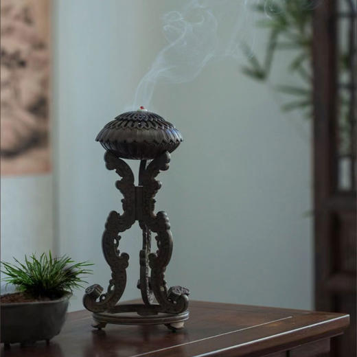 千瓣莲三足如意香鼎炉 造型创意源自故宫藏品 底座东非紫光檀 20089641 商品图0