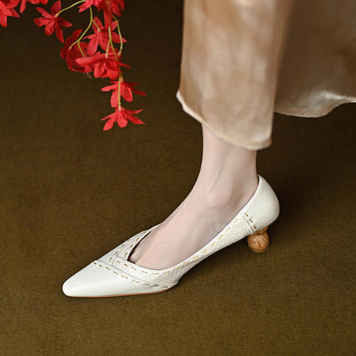 优雅复古风，宫廷高跟单鞋HY-Y2560 商品图1