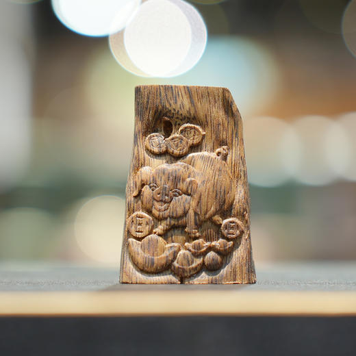 十二生肖沉香吊坠挂件 绿奇楠挂件多种款式  独一无二 更多最新款式详情咨询客服 20088224 商品图2